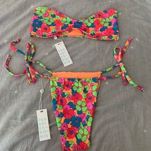 Frankies Bikinis Groovy Bikini Set
